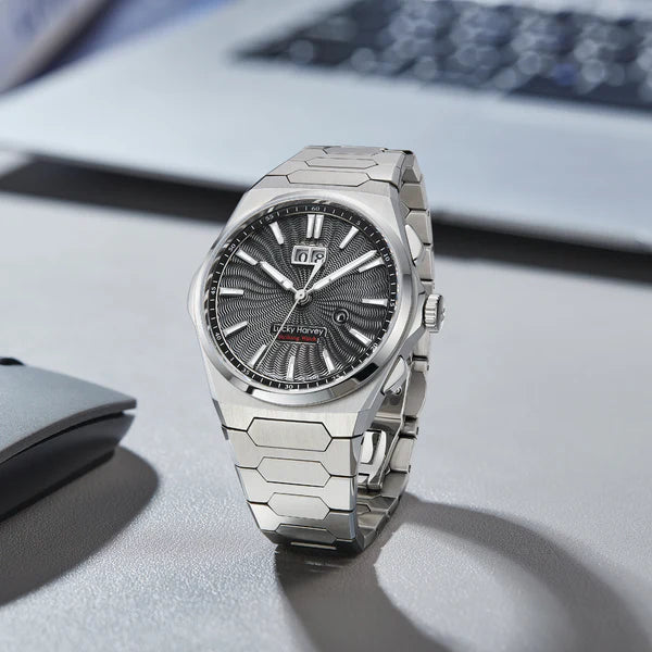 Chiming Black Limited Edition